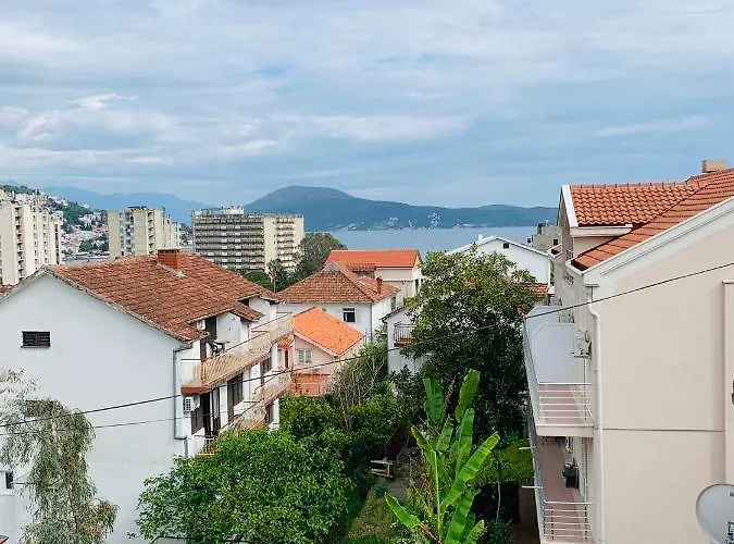 Apartmani Srna, Igalo
